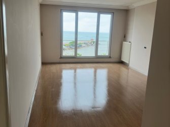 DUMLUPINAR MAHHALLESİ SAHİL CADDESİNDE SATILIK DAİRE